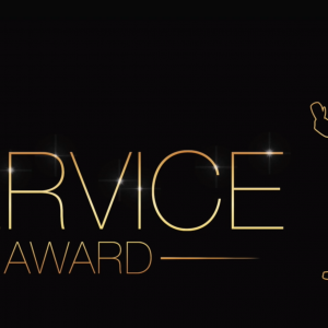 SERVICE AWARD: DISNEYLAND PARIS CELEBRE SES CAST MEMBERS