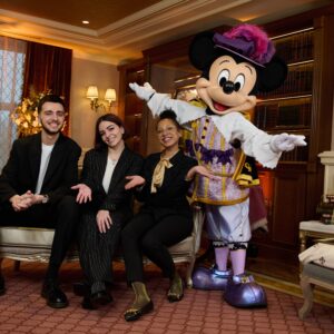 Cast Reporters Take Part in Disneyland Hotel Dedication Weekend