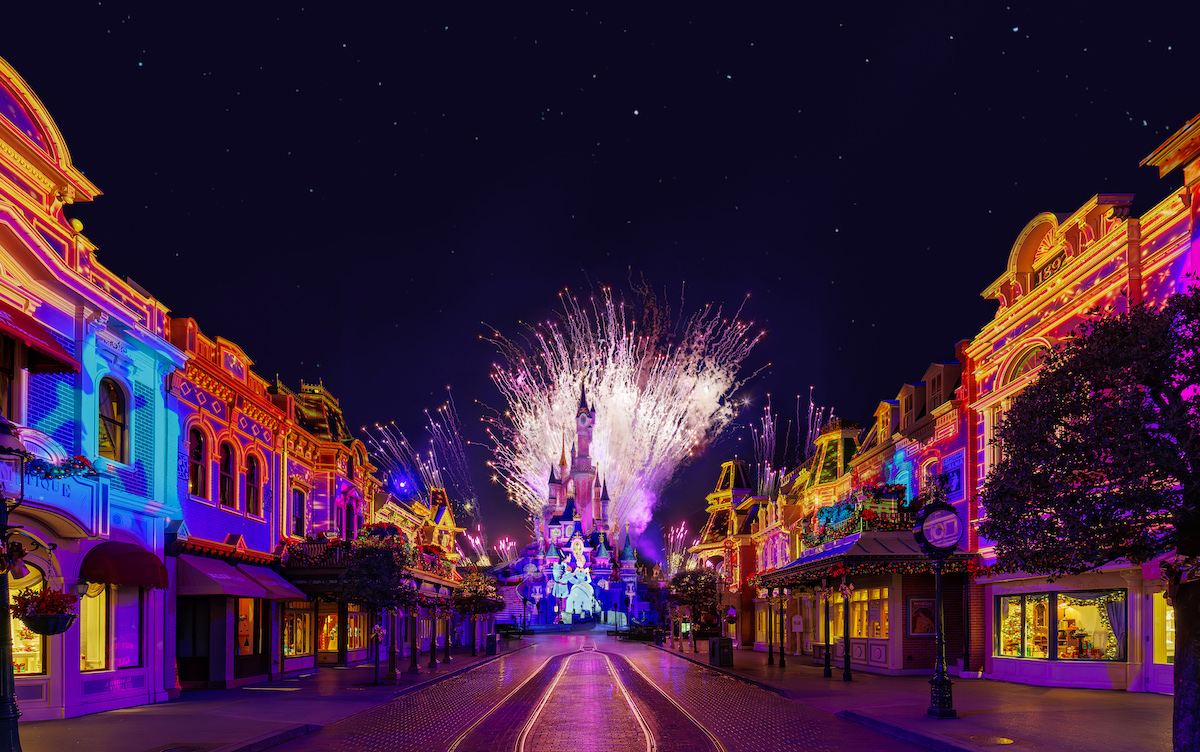 DISNEYLAND PARIS UNVEILS STUNNING NEW NIGHTTIME SPECTACULAR THIS WEEKEND