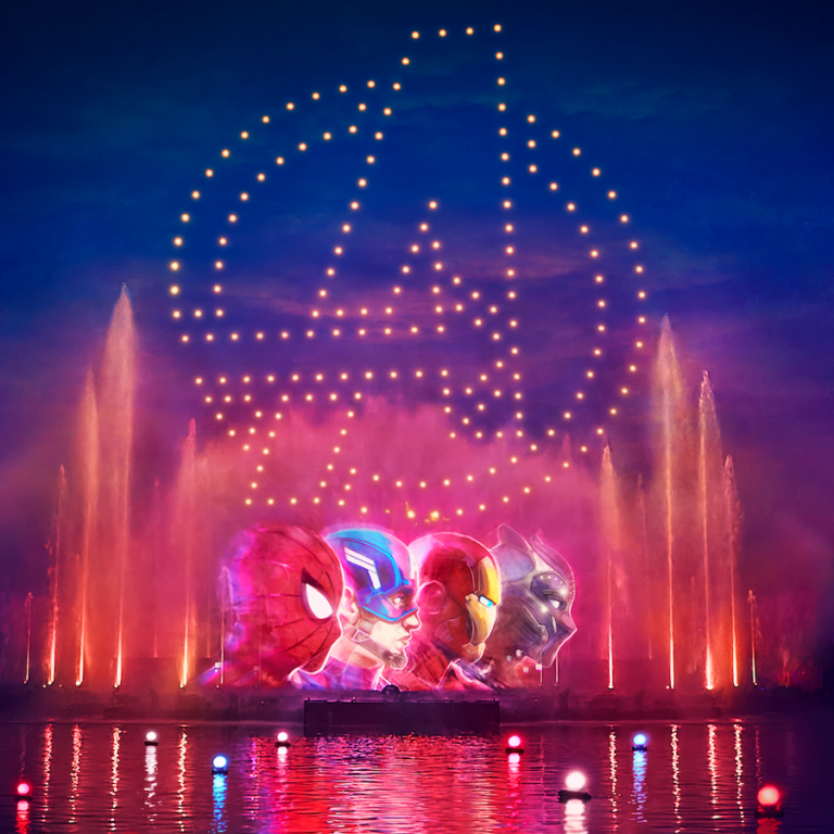 Disneyland Paris_Disney Adventure World_Adventure Bay_Disney Cascade of Lights_Avengers_Horizontal