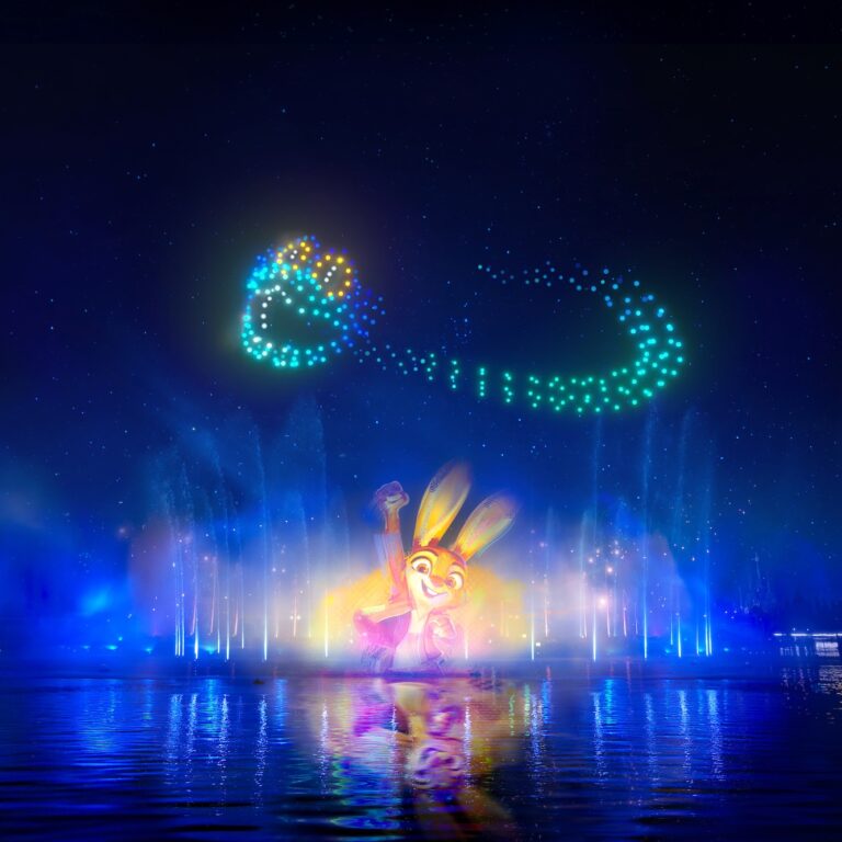 Disneyland Paris_Disney Adventure World_Adventure Way_Disney Cascade Of Lights_Zootopia_Horizontal