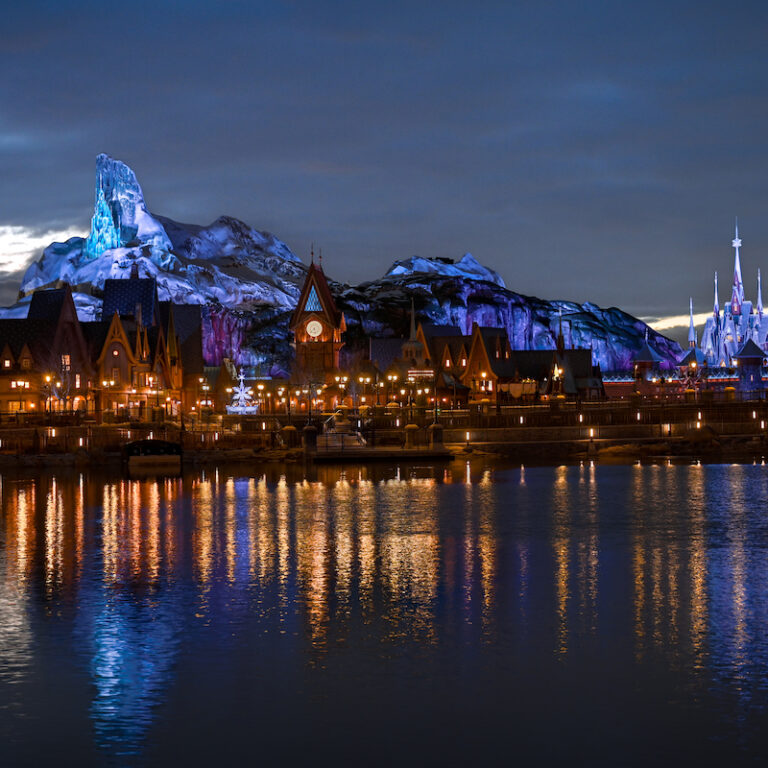Disneyland Paris_Disney Adventure World_World of Frozen_Horizontal_6