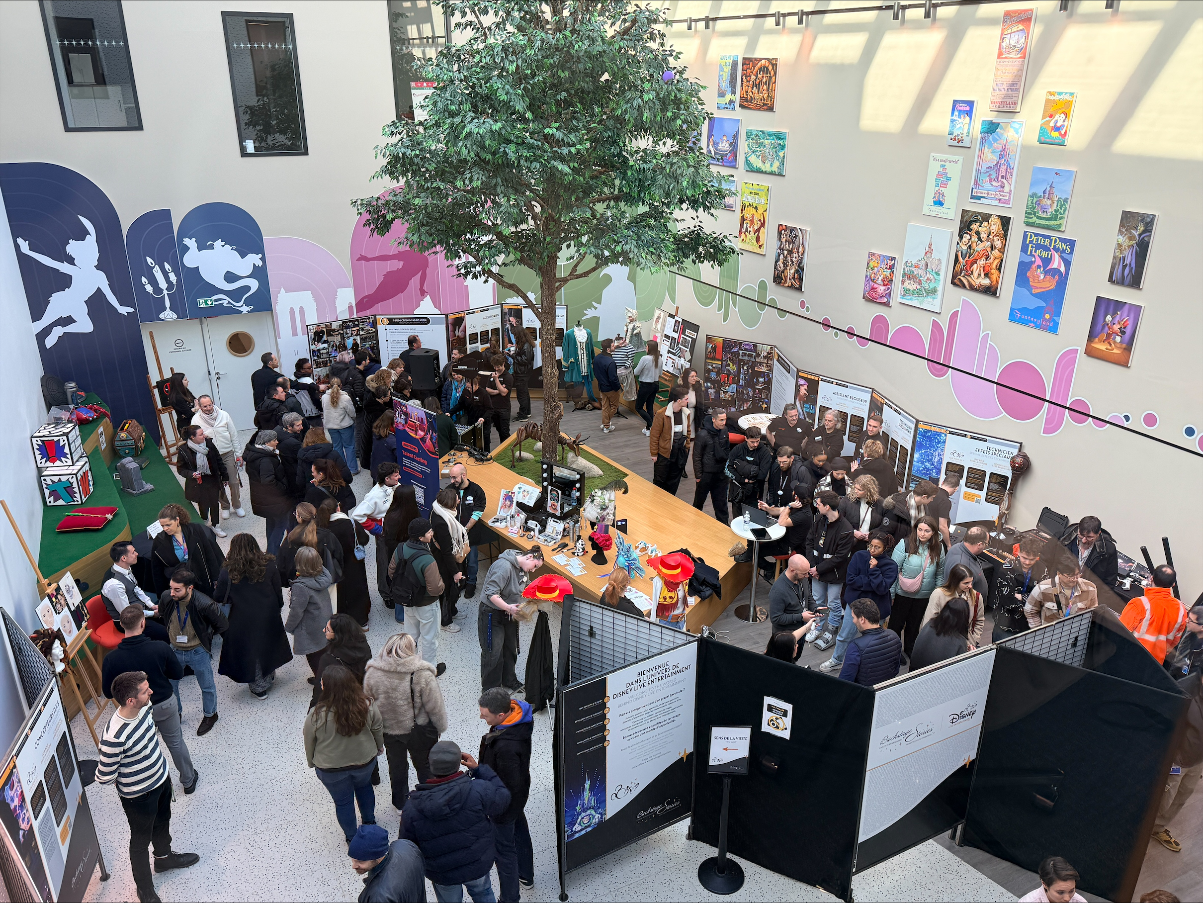 Lever de rideau sur la Division Spectacle