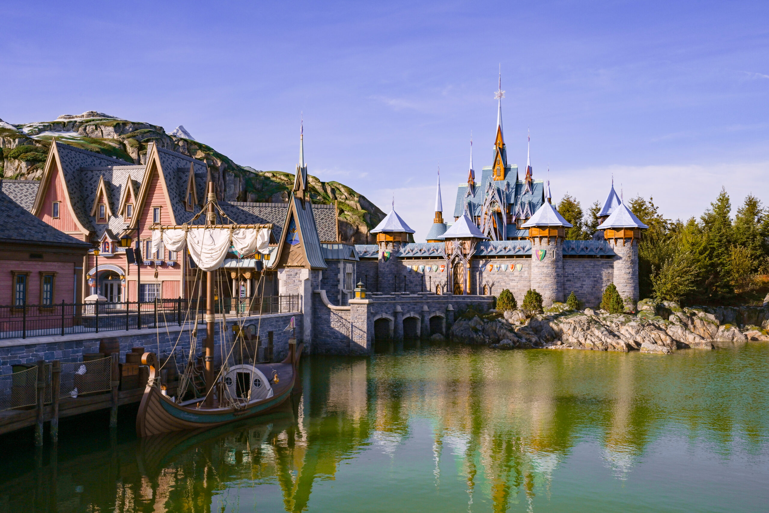 A Disneyland Paris ha aperto World of Frozen!