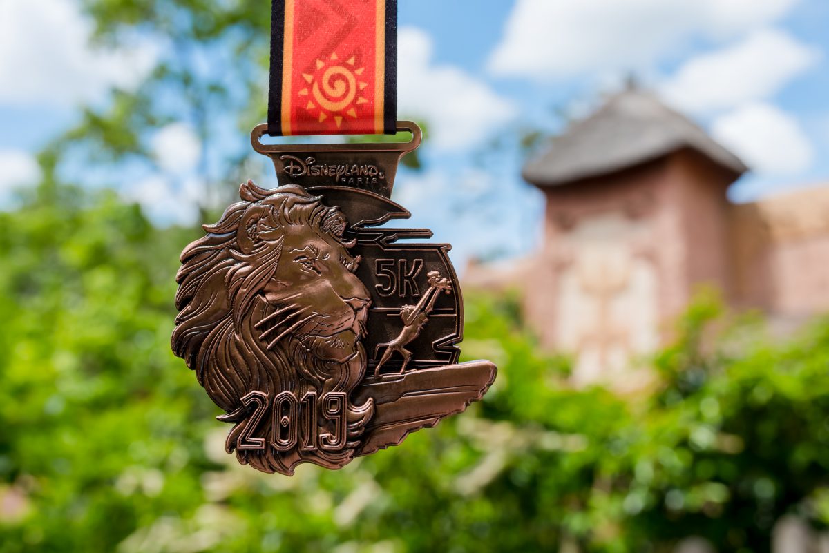 Découvrez les médailles du Disneyland® Paris Run Weekend 2019 !