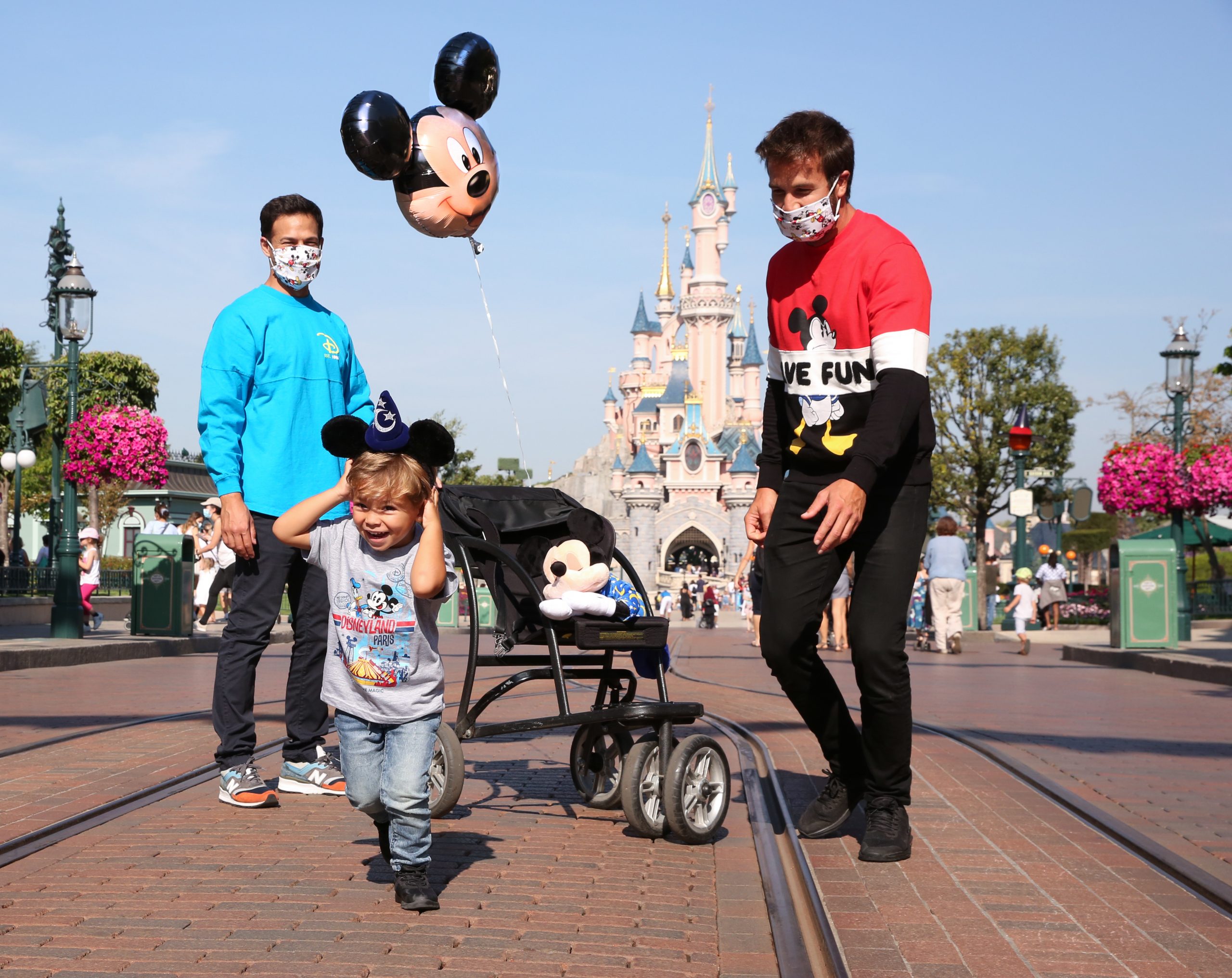 UN NOUVEAU GUIDE DE VOYAGES GRATUIT À DESTINATION DES SUPER PARENTS