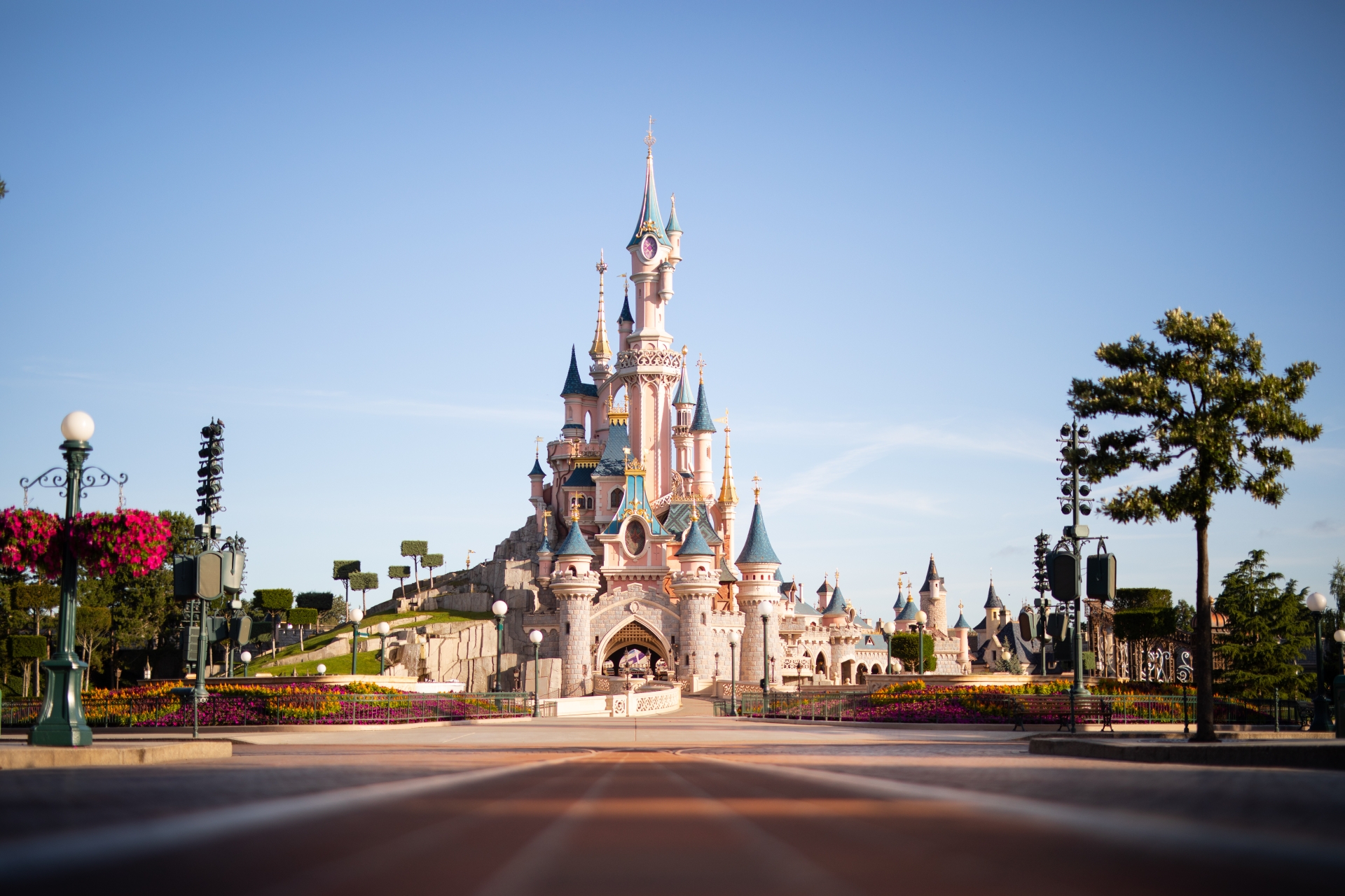 Plus de 350 entreprises collaborent avec Disneyland Paris depuis plus de 30 ans